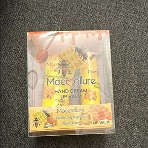 Mocallure Hand Cream and Lip Balm Set